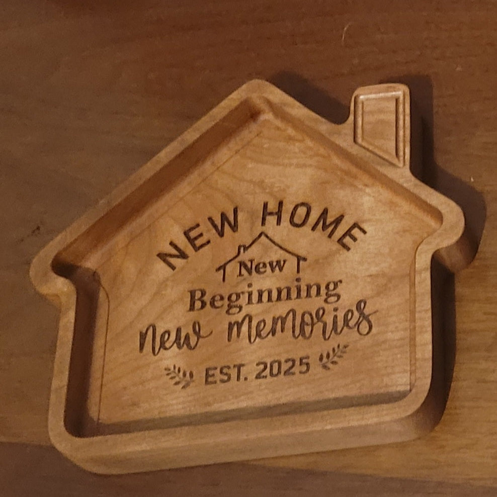 Custom Engraved Hardwood Entry Hall Key Valet Tray w/Two Engraved Leather and Wood Keychains