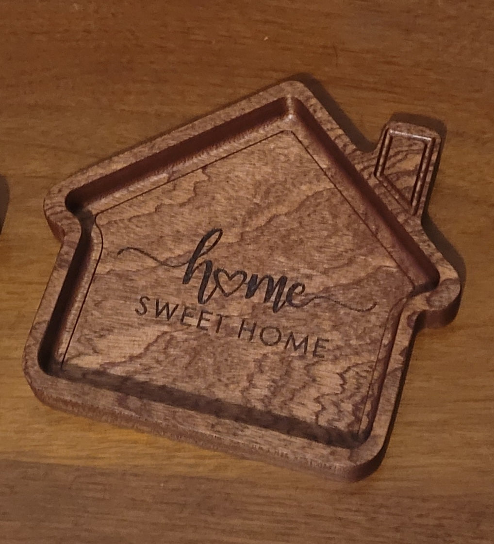 Custom Engraved Hardwood Entry Hall Key Valet Tray w/Two Engraved Leather and Wood Keychains